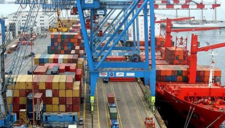 El déficit comercial de junio fue el más bajo del año por la caída de las importaciones