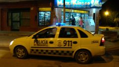 Fuerte custodia antisaqueos en barrios de Corrientes