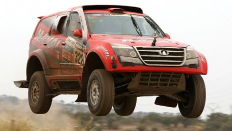 Dakar 2014 con sorpresas: un auto chino doblegó a los Mini; Terranova 2º