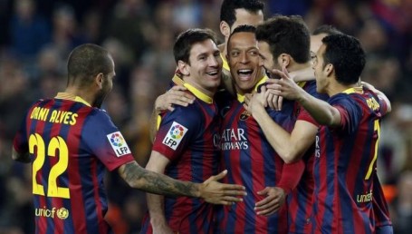 Messi sacó de la galera más genialidades y ya es tercer goleador histórico 
