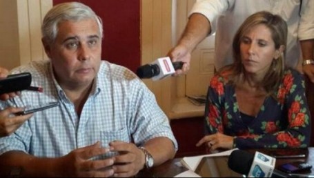 Ríos aumentó los sueldos sin paritarias: 28%