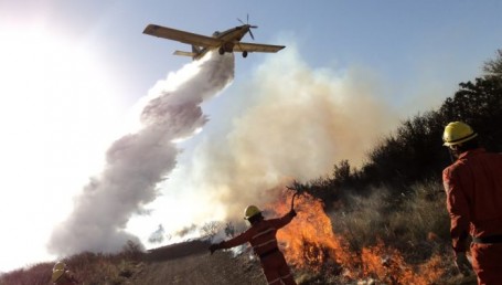 Aviones argentinos para combatir incendio en Chile