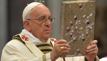 El Papa a los sacerdotes: "Nuestra única novia debe ser la Iglesia"