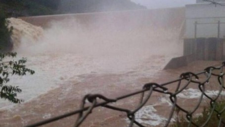 Estalló una represa en Brasil: riesgo para Misiones
