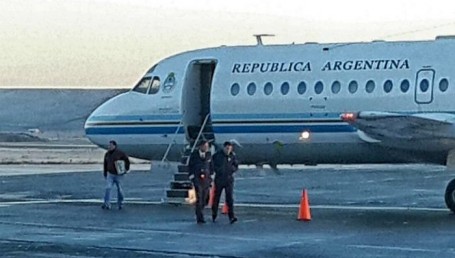 ¿El avión presidencial lleva los diarios a Cristina?