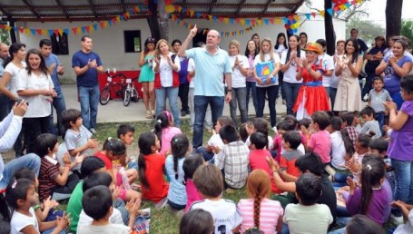 Canteros denunció boicot contra cables de la DPEC: "No impedirán que los niños sean felices"