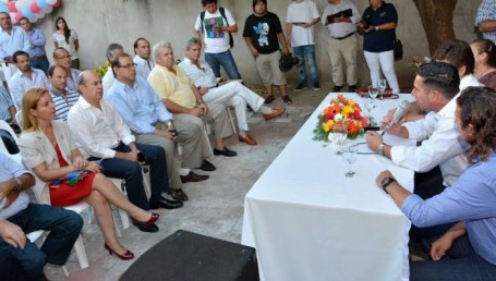 Unión Celeste y Blanco abrió su sede en Corrientes con numerosas presencias políticas