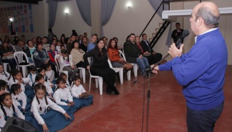 El vicegobernador Canteros participó de la primera muestra de talleres artísticos   