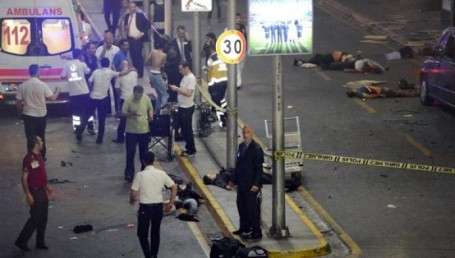 Atentado en Estambul: al menos 50 muertos