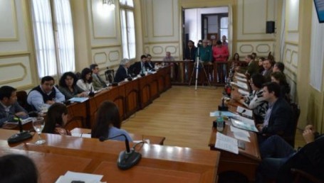 La sesión del Concejo se centró en la homologación del convenio con IOSCor y sobre el sistema de Fotomultas