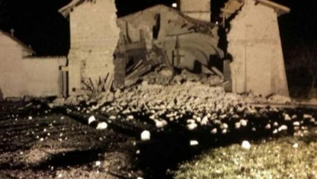 Dos fuertes terremotos vuelven a sacudir el centro de Italia