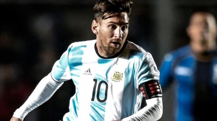 Argentina enfrenta a Chile en el Monumental 