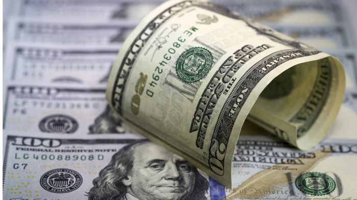 El dólar escaló a $17,40 en los bancos de la City
