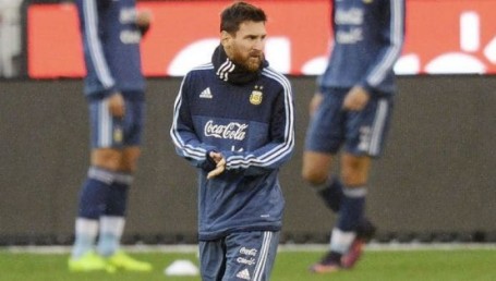 Messi llegó a Buenos Aires para sumarse a la Selección