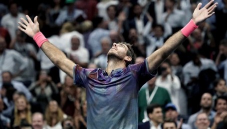 Del Potro triunfó sobre Federer y enfrentará a Nadal 