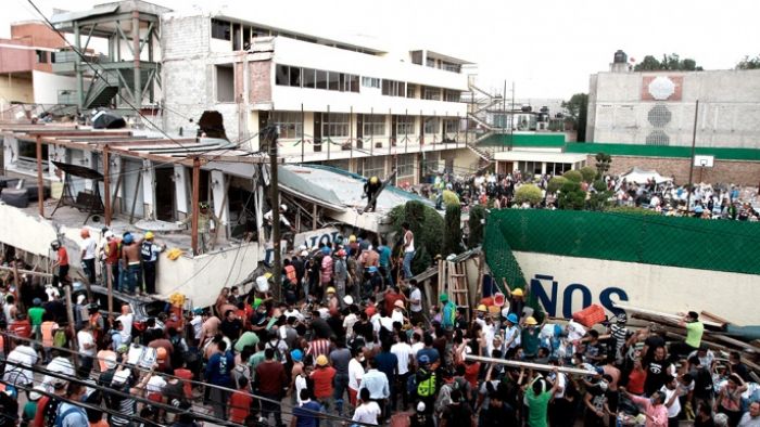Al menos 225 muertos por el terremoto en México