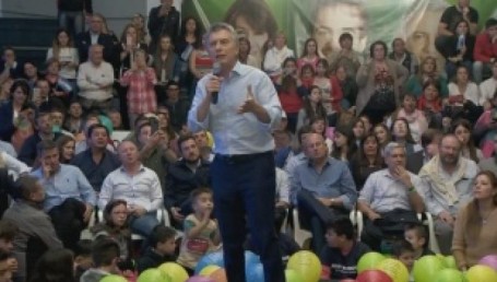Macri encabeza actos de campaña de Cambiemos