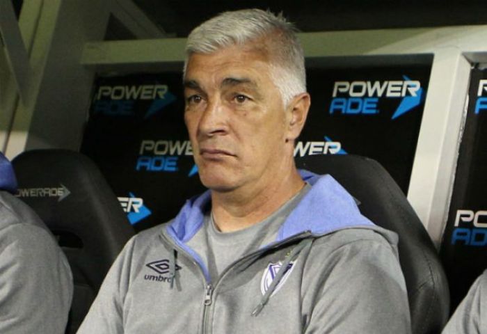 Vélez se quedó sin DT: renunció De Felippe