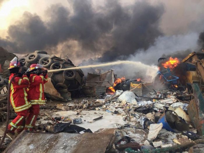Beirut devastada: explotó un depósito y destruyó miles de casas