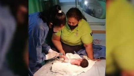 Corrientes: Hallan a un bebe abandonado en un baldío capitalino